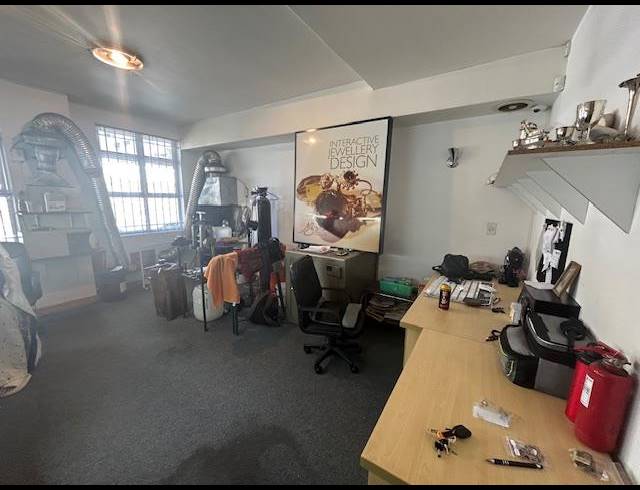 BUSINESS FOR SALE IN GARDENS